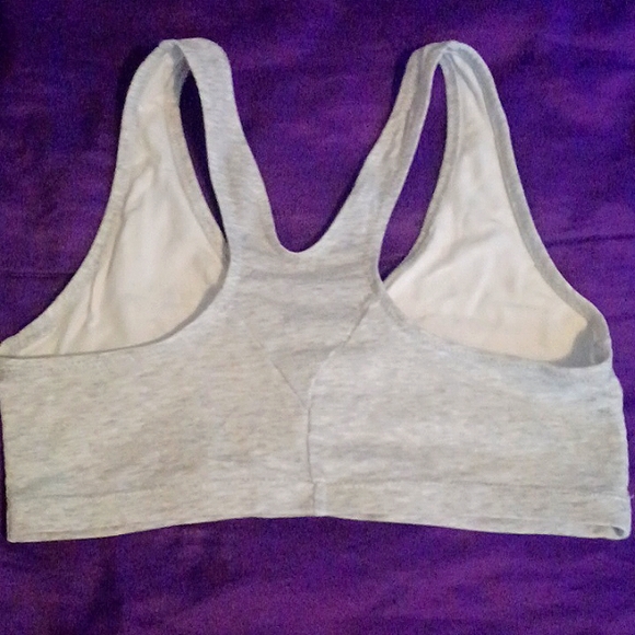 SET OF TWO- Girls sports bras/trainers (Grey and blue) NWOT - Picture 3 of 12